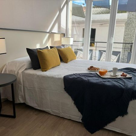 Apartamentos San Juan Suites Badajoz Exterior photo