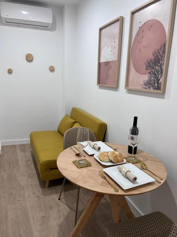 Apartamentos San Juan Suites Badajoz Exterior photo